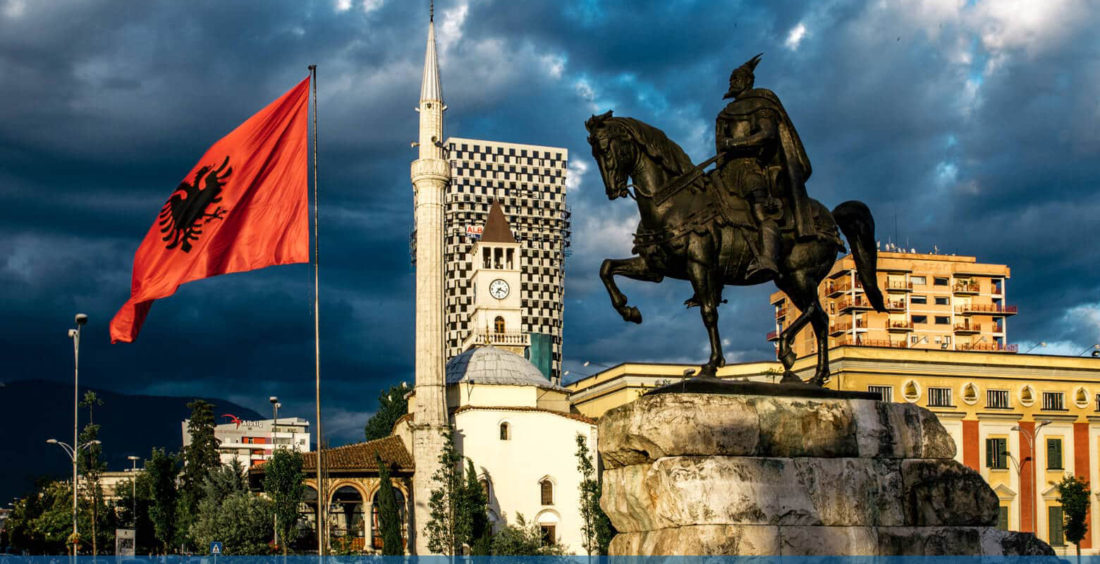Tirana<br></br> Një aventurë e jashtëzakonshme Ballkanike